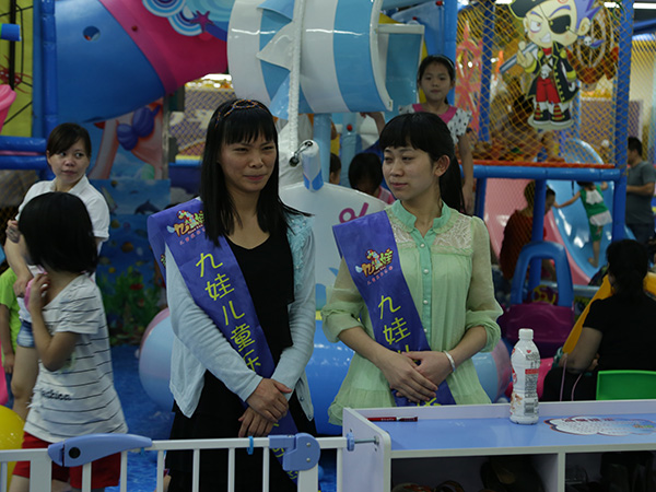 九娃儿童乐园观澜店开业