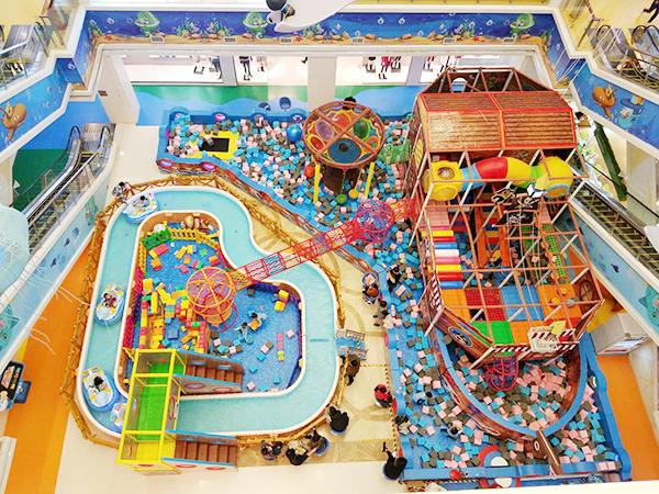 长安万达九娃儿童漂流...